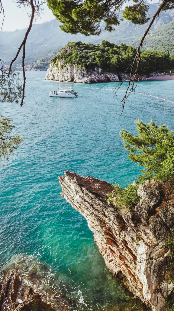 Montenegro travel itinerary
Montenegro vs Croatia
Where to go in the Balkans