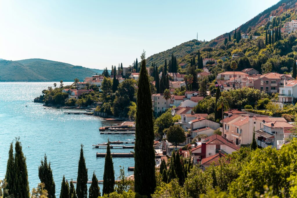 Montenegro travel itinerary
Montenegro vs Croatia
Where to go in the Balkans