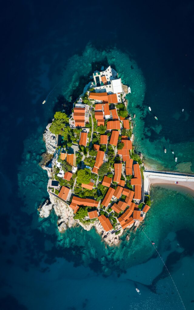 Montenegro travel itinerary
Montenegro vs Croatia
Where to go in the Balkans
