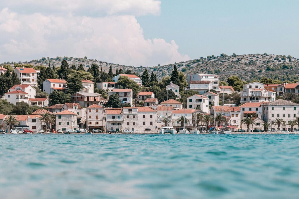 Virtuoso travel advisor | luxury travel planner |travel designer benefits